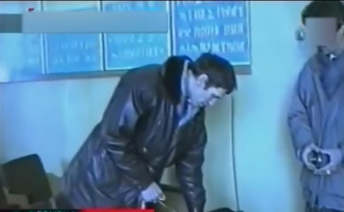          . .:     <!--noindex--><a href="https://pikabu.ru/story/manyak_na_sinem_zile_11920058?u=http%3A%2F%2FYouTube.com&t=YouTube.com&h=368a7b01eacdbf0e5b44f1804a2b675f69d9a938" title="http://YouTube.com" target="_blank" rel="nofollow noopener">YouTube.com</a><!--/noindex-->