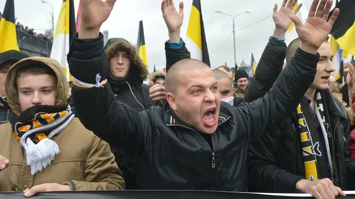 Утром шёл сдавать кровь. Прилетел в голову анекдот - Моё, Анекдот, Национальность, Национализм