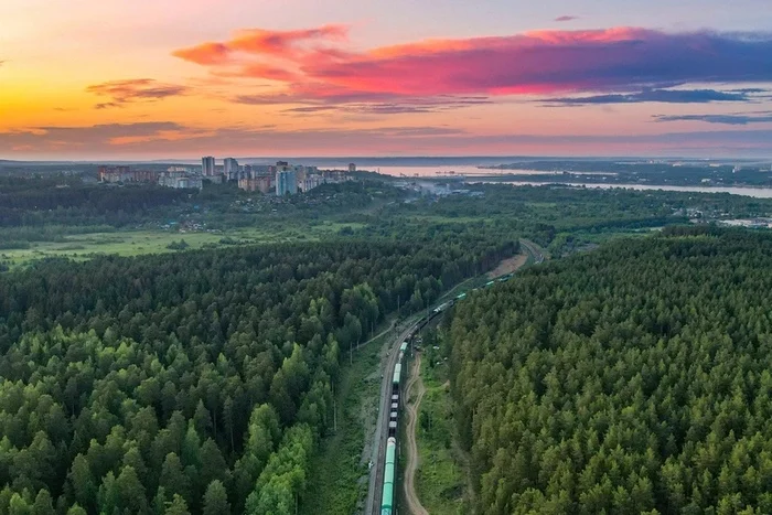 Open spaces - My, Russia, The photo, Images, Photographer, Street photography, Dji, Aerial photography, Sunset, Town, Railway, beauty, River, Beautiful view, Evening, Landscape, Forest, The sun