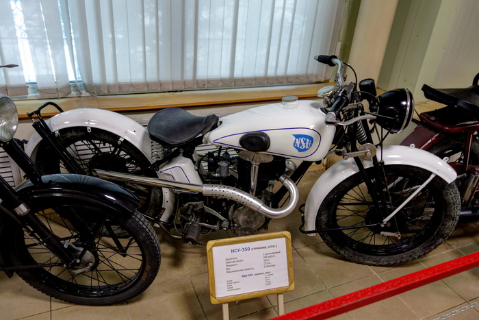 NSU-350 (<a href="https://pikabu.ru/story/vladivostok_istorikotekhnicheskiy_muzey_avtomotostarinyi_11932359?u=https%3A%2F%2Fcommons.wikimedia.org%2Fwiki%2FFile%3AVladivostok._The_historian-mechanic_museum_Automotoantiquity_%28%25C2%25ABAutomotostarina%25C2%25BB%29._NSU-350_DSC01246_2200.jpg&t=%D0%BF%D0%BE%D0%BB%D0%BD%D0%BE%D1%80%D0%B0%D0%B7%D0%BC%D0%B5%D1%80&h=bdaa5ea8509fff4507d44b7284ac1e548e0c57c5" title="https://commons.wikimedia.org/wiki/File:Vladivostok._The_historian-mechanic_museum_Automotoantiquity..." target="_blank" rel="nofollow noopener">полноразмер</a>)