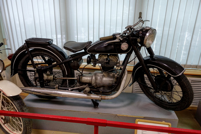 AWO-425 (<a href="https://pikabu.ru/story/vladivostok_istorikotekhnicheskiy_muzey_avtomotostarinyi_11932359?u=https%3A%2F%2Fcommons.wikimedia.org%2Fwiki%2FFile%3AVladivostok._The_historian-mechanic_museum_Automotoantiquity_%28%25C2%25ABAutomotostarina%25C2%25BB%29._AWO-425_DSC01249_2200.jpg&t=%D0%BF%D0%BE%D0%BB%D0%BD%D0%BE%D1%80%D0%B0%D0%B7%D0%BC%D0%B5%D1%80&h=26b220078d2f5d8302caeff0e1715486f43e4999" title="https://commons.wikimedia.org/wiki/File:Vladivostok._The_historian-mechanic_museum_Automotoantiquity..." target="_blank" rel="nofollow noopener">полноразмер</a>)