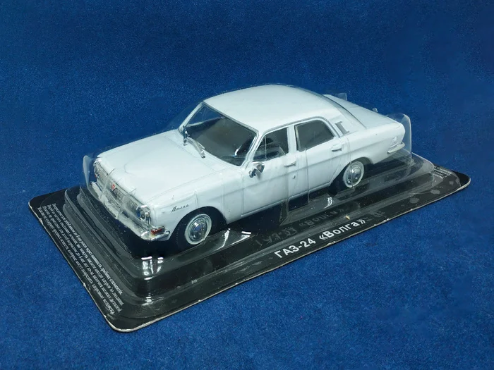 Electrified model of the GAZ-24 Volga parade car. Improvement of the project - My, Collecting, Scale model, Modeling, Collection, Retro car, Gaz-24 Volga, Stand modeling, Cabriolet, Painting miniatures, Electrification, Serzhik Modelist, Deagostini, 1:43, Domestic auto industry, 3D печать, Longpost