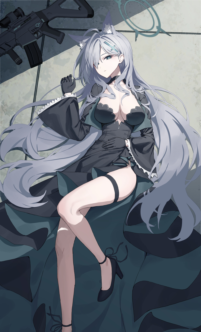 Волчик под теплыми лучами солнца