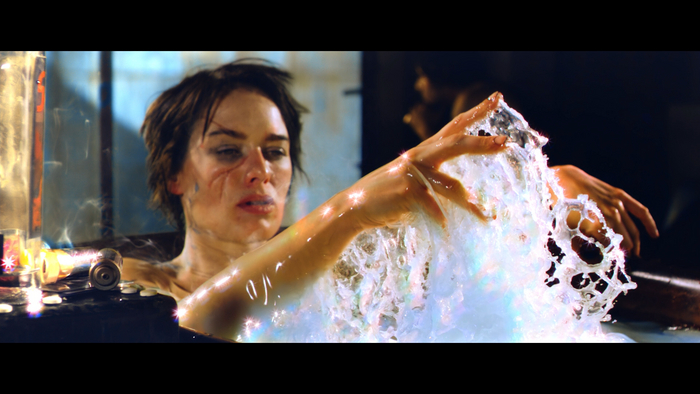 Один живёшь? Нет, с Мамой!