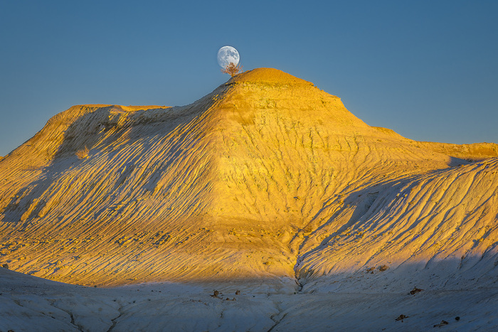 DJI FC 4370 Lens 166.0 mm f/3.4 Focal length 30.7 mm Aperture 3.4 Exposure 1/500 ISO100