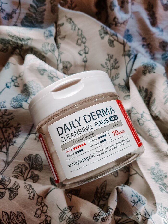    DAILY DERMA CLEANSING PADS MILD 70  , , , , ,  ,  ,  ,  ,   , , , , , , 