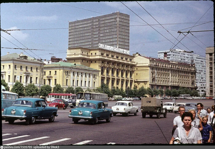 Советская Москва. 1970-е гг - Москва, Сделано в СССР, СССР, Советское, Прошлое, Pastvu, Старое фото, 1970, Фотография, Красота, Telegram (ссылка), Длиннопост