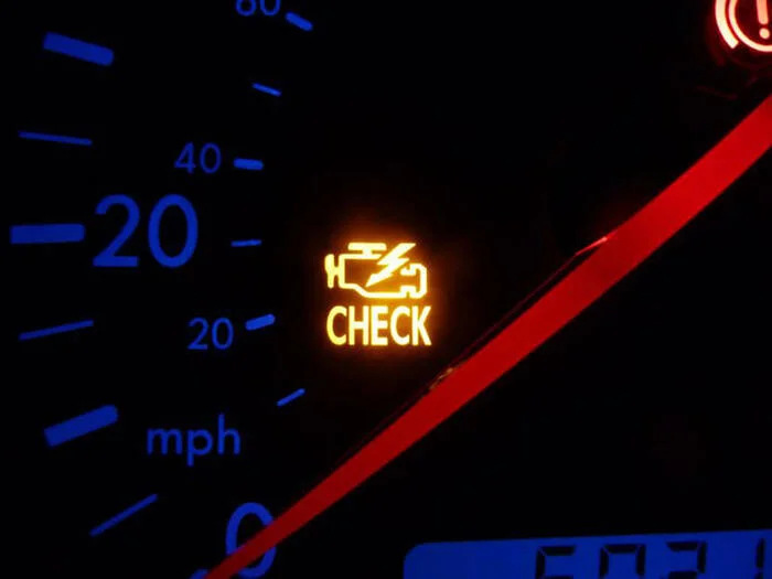 Банальные ошибки: почему может загореться сигнал check engine - Моё, Автомобилисты, Авто, Машина, Транспорт, Полезное, Водитель, Запчасти, Тюнинг, Электромобиль, Ошибка, Бензин, Проблема, Хочу все знать, Поломка, СТО, Длиннопост