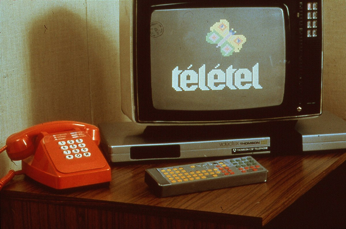 Один из ранних терминалов Teletel-Minitel