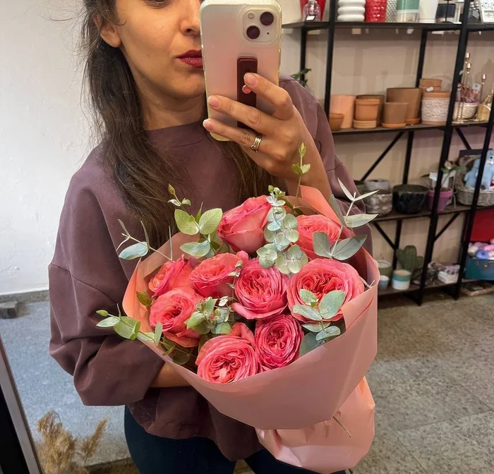 Got into the flower business up to my ears, and I like it, part 4 - My, Saint Petersburg, Flowers, Game, Business, Small business, Entrepreneurship, Flower shop, Personal experience, Blog, Mat, Longpost