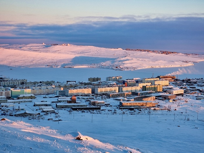 Тикси. Фото: <a href="https://pikabu.ru/story/kak_vyizhit_v_tiksi_11940523?u=https%3A%2F%2Fvk.com%2Fid544343831&t=%D0%9F%D0%B0%D0%B2%D0%B5%D0%BB%20%D0%98%D0%B2%D0%B0%D0%BD%D1%87%D0%B5%D0%BD%D0%BA%D0%BE%20%2F%20%D0%92%D0%9A%D0%BE%D0%BD%D1%82%D0%B0%D0%BA%D1%82%D0%B5&h=197dde2c596f0ecb571eadc8573541f610ebc5d0" title="https://vk.com/id544343831" target="_blank" rel="nofollow noopener">Павел Иванченко / ВКонтакте</a>