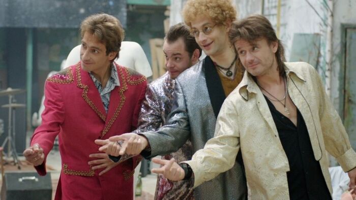 Кадр из мелодрамы «Алёшкина любовь»