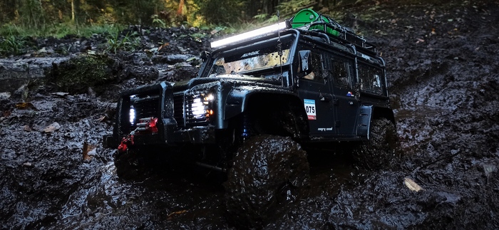 4WD 1/8 scale R/C Truck Defender Trophy  , , , 