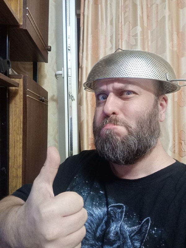 Let's support the teacher! - My, Pastafarianism, Religion, The moral support, A wave of posts, Reply to post, Colander, Teacher, The photo, Flying pasta monster, School, Pasta, Photo on sneaker