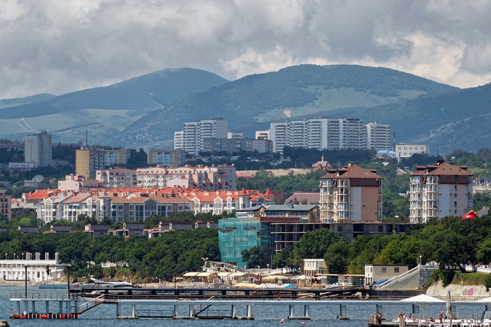 <a href="https://pikabu.ru/story/gelendzhik_11944128?u=https%3A%2F%2Fcommons.wikimedia.org%2Fwiki%2FFile%3AGelendzhik_P6111592_2200.jpg&t=%D0%BF%D0%BE%D0%BB%D0%BD%D0%BE%D1%80%D0%B0%D0%B7%D0%BC%D0%B5%D1%80&h=5af7d4f12b8364403cee4b5906d8b0e44a67a670" title="https://commons.wikimedia.org/wiki/File:Gelendzhik_P6111592_2200.jpg" target="_blank" rel="nofollow noopener">полноразмер</a>