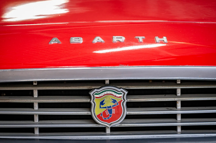 Abarth     ().   1949 .