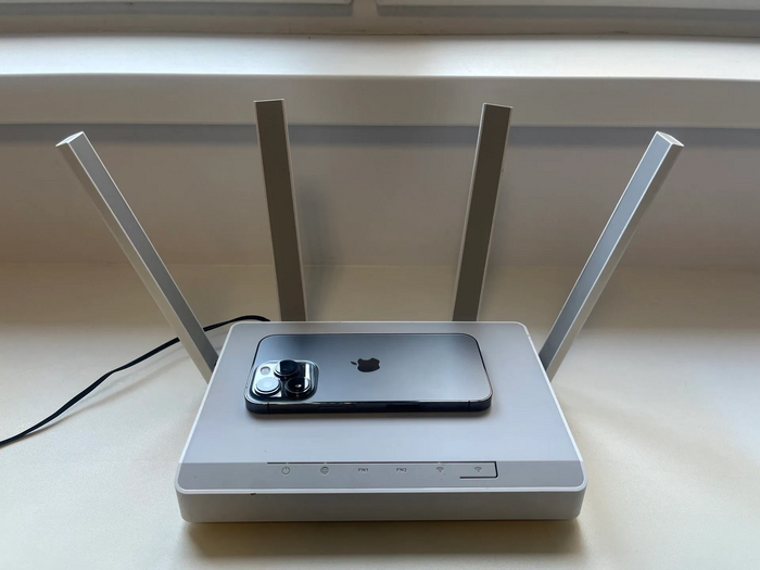   : iphone 13    4 LTE- LTE, ,  ,  , ,  , -, 