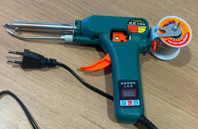 Паяльник с автоподачей припоя 80/120 Вт: удобный инструмент для ремонта и DIY