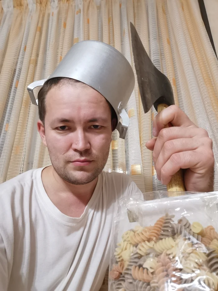 For the pasta and the yard, I'll chop it down point-blank! - My, Pastafarianism, A wave of posts, The moral support, Flying pasta monster, The photo, Selfie, Pan