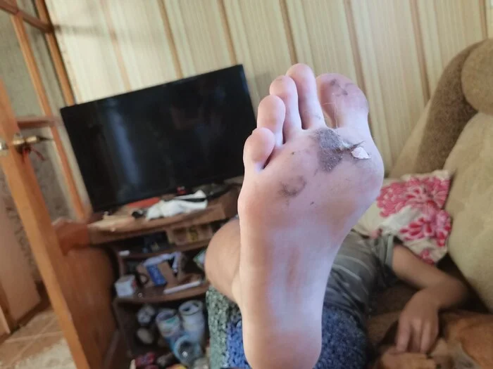 My girlfriend asked me to rate her dirty feet) - My, Feet, Legs, Foot fetish, Heels, Feet