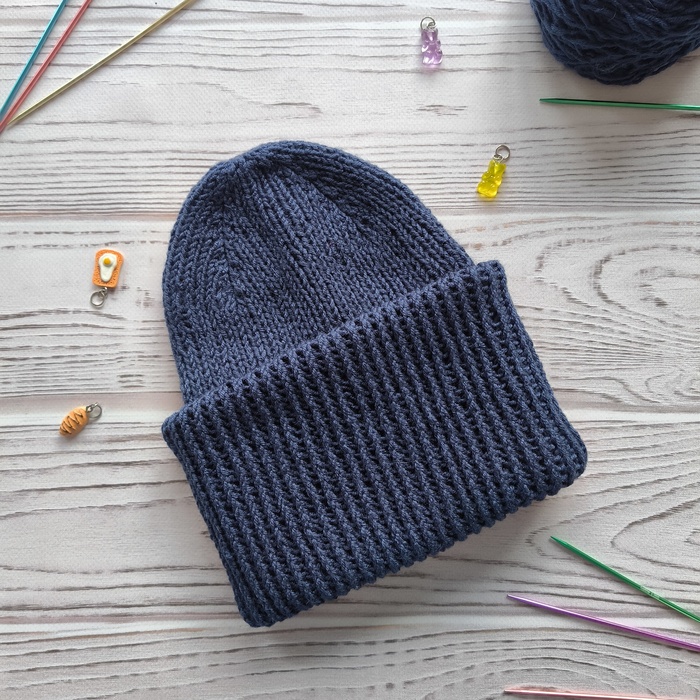 зимняя мужская шапка из lana gato super soft