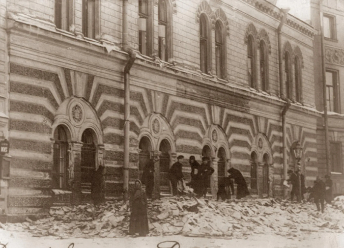  :    .       ,      ,    "   " .    ,   ...  :  1917  .