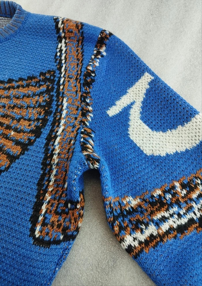 Warhammer. Ultramarine - Jumper - My, Needlework with process, Manufacturing, Workshop, Male, Knitting, Video, Vertical video, Longpost