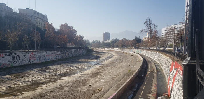 Flooding in Santiago - My, A bike, Solo travel, Bike trip, South America, Santiago, Chile, Andes, Bike ride, Cyclist, Travels, River, Flood, The mountains, Town, City walk, Video, Youtube, Longpost