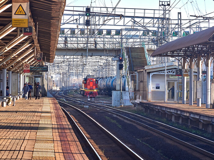 Saturday morning on Losinoostrovskaya - My, The sun, Autumn, Landscape, Railway