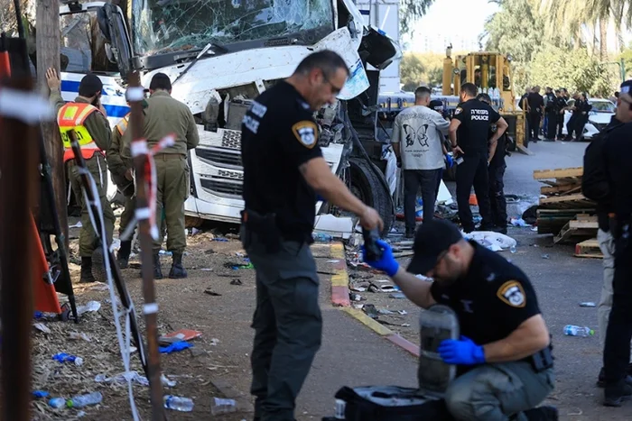 Number of victims in truck accident in Israel rises to 35 - Negative, news, Media and press, Israel, Road accident, Terrorism