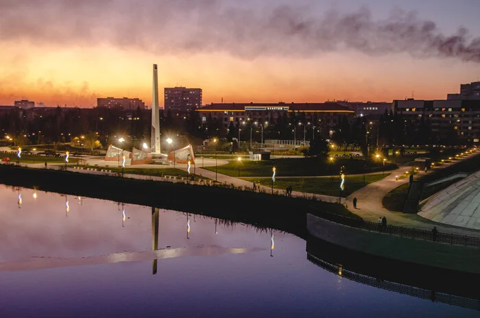 Kemerovo, view of Zhukov Park - My, The photo, Town, Street photography, Kemerovo, Evening, dust