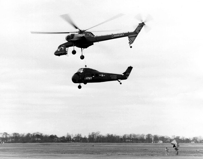 S-60  S-58    .  Sikorsky Product History.