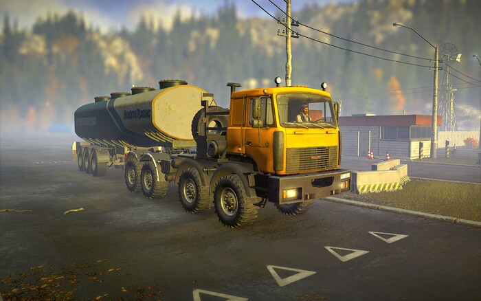 "Шрек" (МЗКТ Волат, тягач-бензовоз из моего автопарка). Жалко, что не зеленый