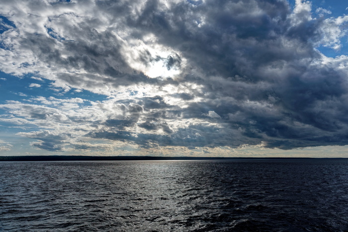 (<a href="https://pikabu.ru/story/ladozhskoe_ozero_11958633?u=https%3A%2F%2Fcommons.wikimedia.org%2Fwiki%2FFile%3ALake_Ladoga_P7160059_fused_cc_2200.jpg&t=%D0%BF%D0%BE%D0%BB%D0%BD%D0%BE%D1%80%D0%B0%D0%B7%D0%BC%D0%B5%D1%80&h=643b70f177e1bf788dbd1b2e6e3ae62c835bd0c0" title="https://commons.wikimedia.org/wiki/File:Lake_Ladoga_P7160059_fused_cc_2200.jpg" target="_blank" rel="nofollow noopener">полноразмер</a>)