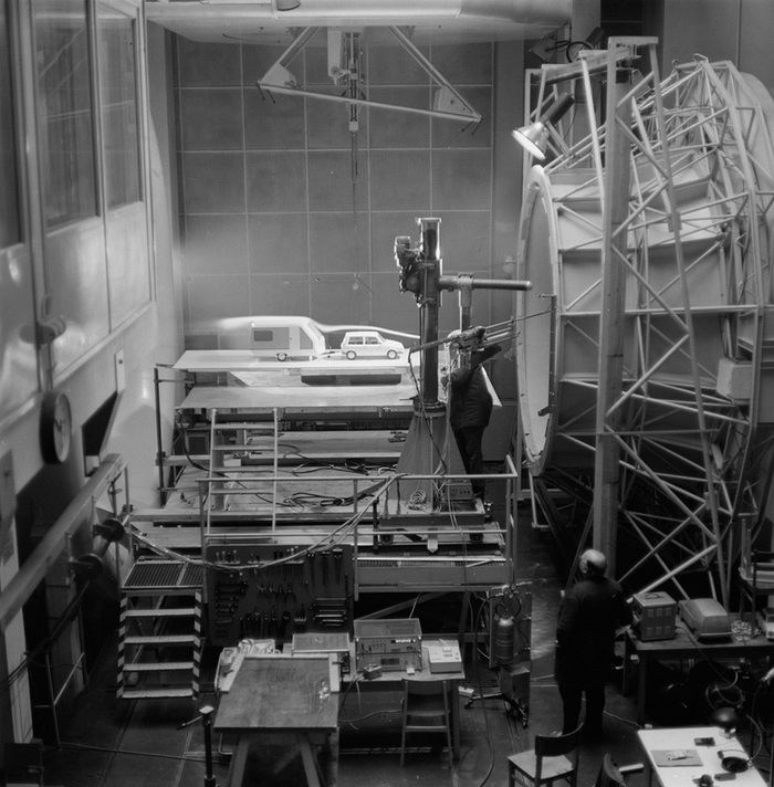     - KWD (Karosseriewerke Dresden)      , 1986 .