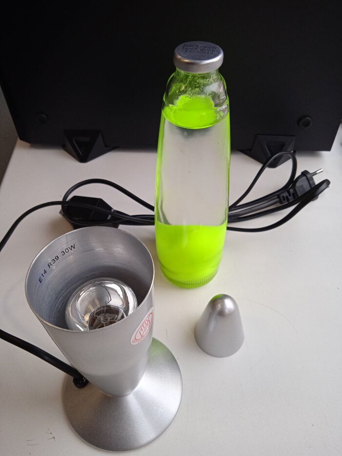 Лампа в разобранном виде