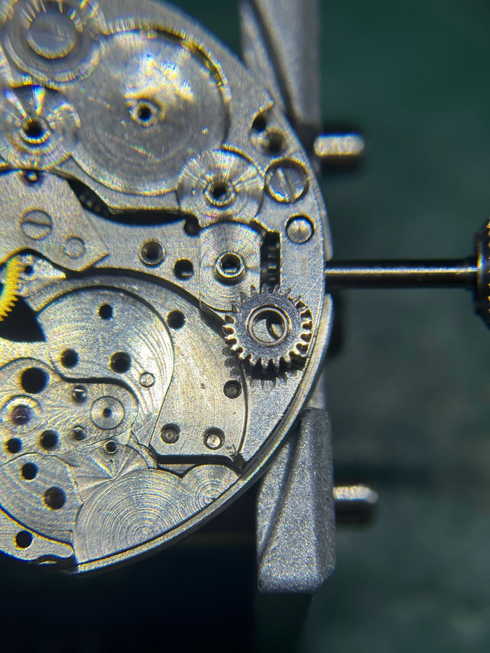 после чистки выглядит уже лучше, готово к смазке