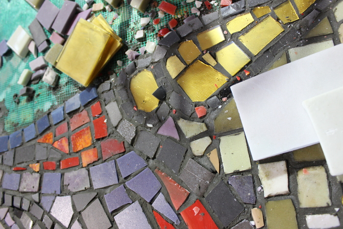 Недостающую смальту варили в нашей <a href="https://pikabu.ru/story/restavratsiya_mozaiki_kotoruyu_pochti_nikto_ne_zametil_chast_2_11963575?u=https%3A%2F%2Fartworker.pro%2Fsmalt&t=%D1%81%D0%BC%D0%B0%D0%BB%D1%8C%D1%82%D0%BE%D0%B2%D0%B0%D1%80%D0%BD%D0%B5&h=354b840a3e9068659611e3072014cd0c8fc7dab6" title="https://artworker.pro/smalt" target="_blank" rel="nofollow noopener">смальтоварне</a> по образцам.