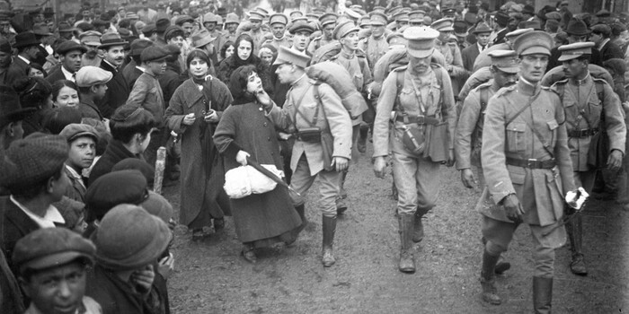 Проводы солдат в Лиссабоне