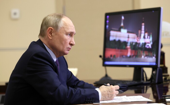   ..         , , , ,  , , ,  , , ,  , , ,  , , , ,   , , Kremlinru, ,  , 