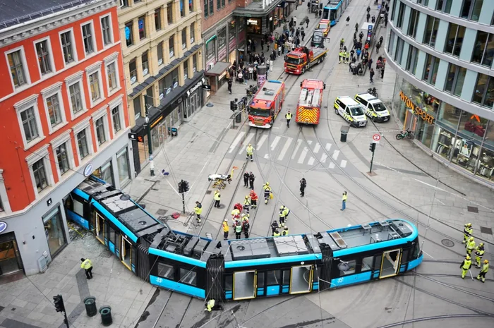 Tram crashes into store in central Oslo - Oslo, Road accident, Tram, The photo, Norway