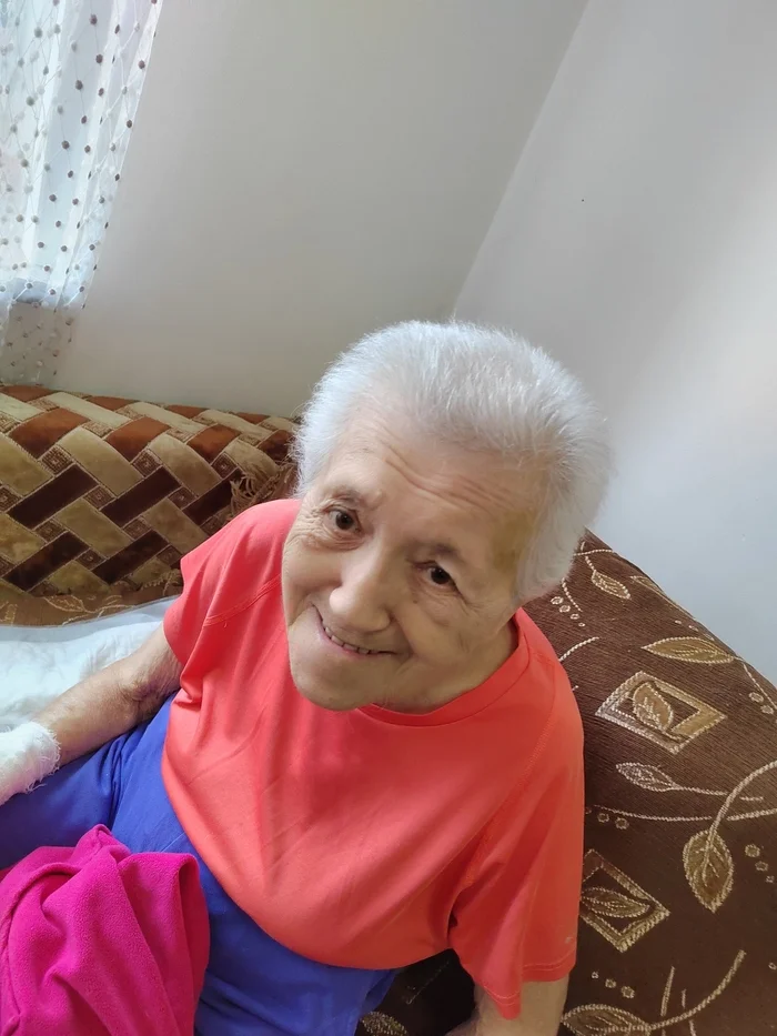 The story of the same family, living with old age, caring for old age... - Old men, Dementia, Odintsovo, Moscow region, Moscow, Old age, Nurse, Care, Grandmother, Grandfather, Stroke, Longpost