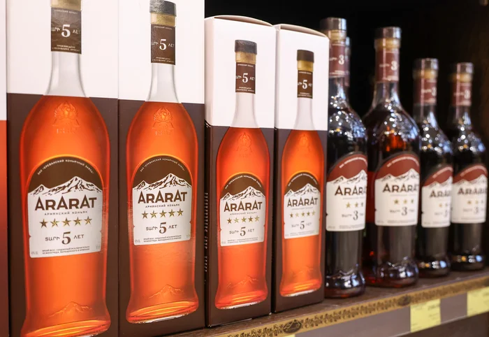 Pashinyan urged not to call Armenian cognac cognac - My, TASS, news, Armenia, Alcohol, Cognac