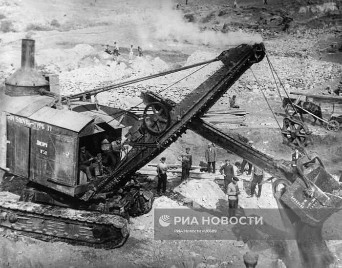 Похож на The Erie B Steam Shovel от Ball Engine Company