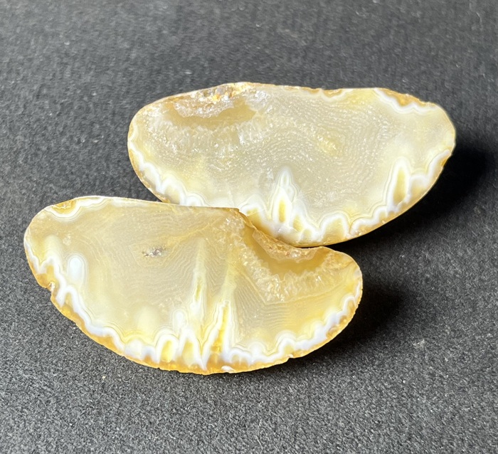 Кажется на этом фото не видно разницы ((