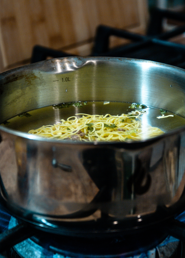 Загрузил в воду