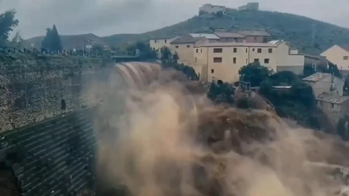 Old Roman Dam Saves Hundreds of Lives from Horrific Spanish Floods - The Roman Empire, Ancient Rome, Spain, Flood, Disaster, The rescue