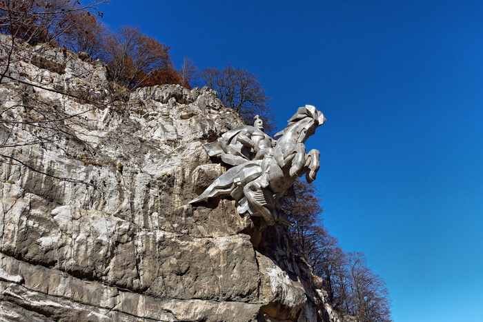   (<a href="https://pikabu.ru/story/severnaya_osetiya_11981651?u=https%3A%2F%2Fcommons.wikimedia.org%2Fwiki%2FFile%3ANorth_Ossetia._Alagirsky_District._Monument_Uastyrdzhi_PB060319_2200.jpg&t=%D0%BF%D0%BE%D0%BB%D0%BD%D0%BE%D1%80%D0%B0%D0%B7%D0%BC%D0%B5%D1%80&h=0e36278ab2310cf26d8e5eac101698ab6ed6747c" title="https://commons.wikimedia.org/wiki/File:North_Ossetia._Alagirsky_District._Monument_Uastyrdzhi_PB060..." target="_blank" rel="nofollow noopener"></a>)