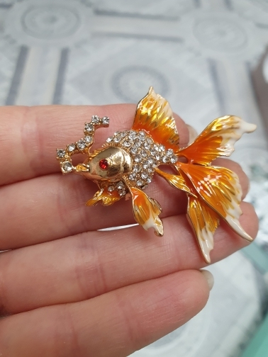 Cool and inexpensive brooches from AliExpress with free shipping - AliExpress, Products, Chinese goods, Brooch, Accessories, Souvenirs, Icon, Decoration, Bijouterie, Presents, Video, Vertical video, Longpost