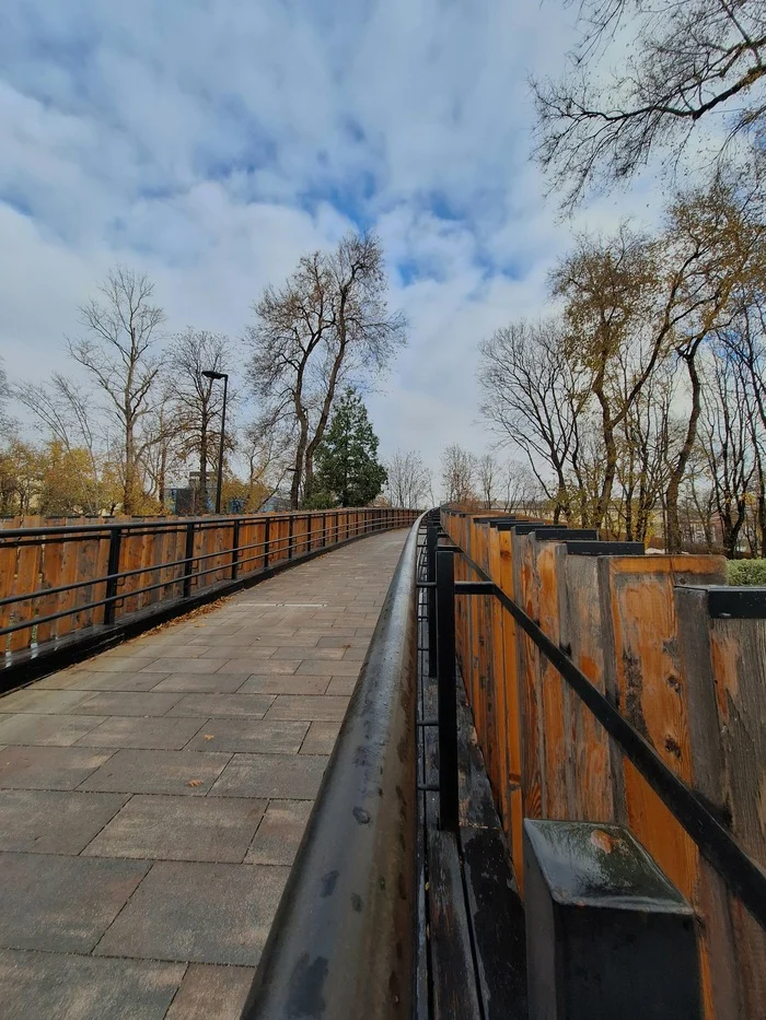 Orlyonok Park - My, Voronezh, The park, Monument, Autumn, Video, Mobile photography, Longpost